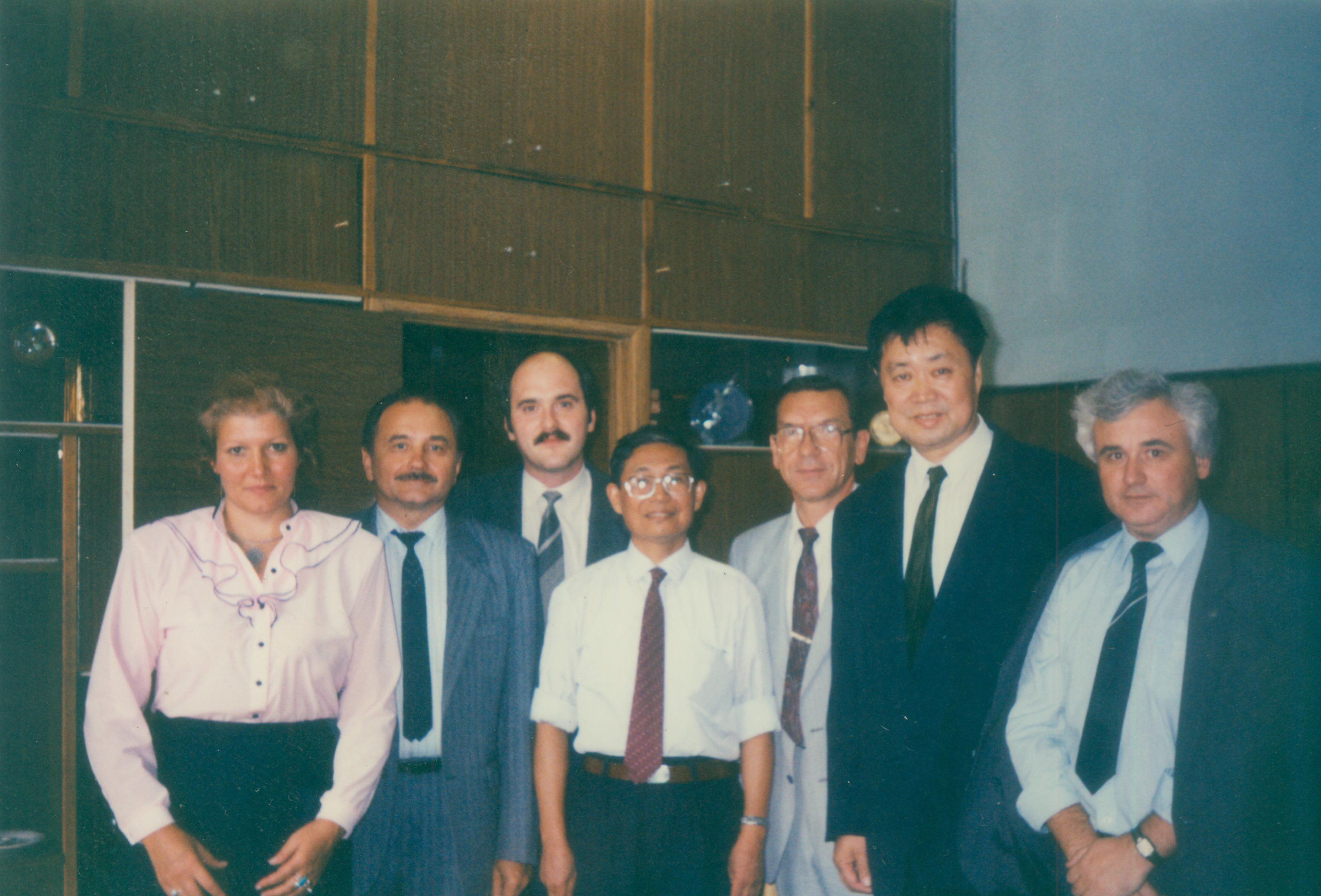1992年哈哈体育院长赴莫斯科航空学院讲学和访问